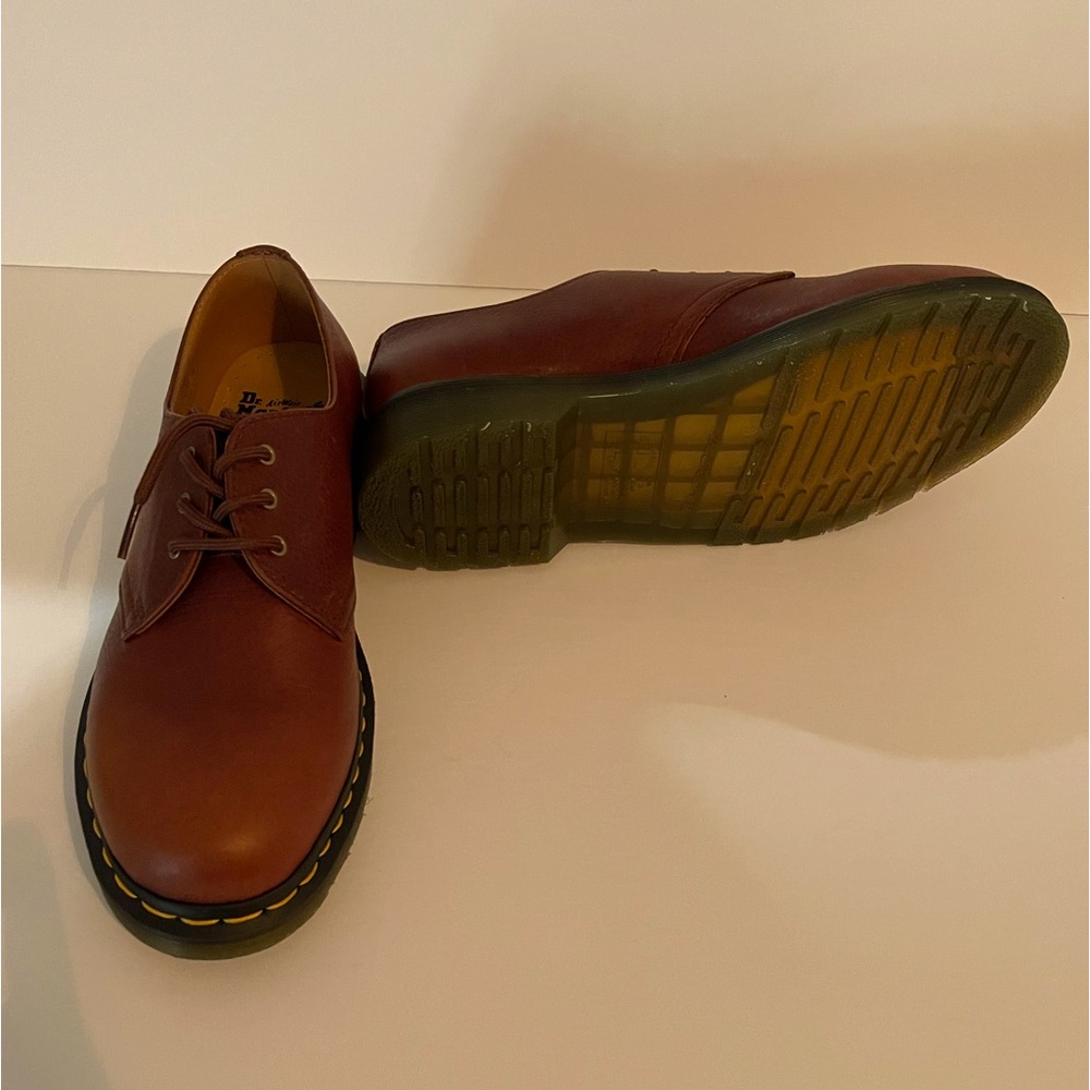 Dr. Martens Air Wair 1461 smooth leather men’s shoes..